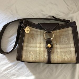 DOONEY AND BURKE Handbag 10”x6”